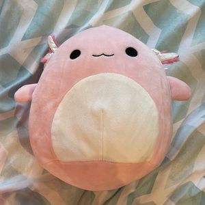 8” cracker barrel archie squishmallow